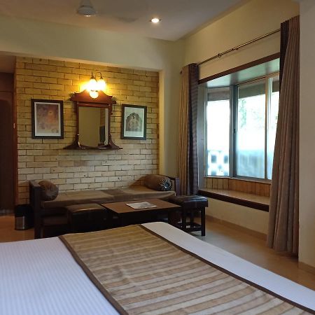 Hotel Chandralok Lonavala Ngoại thất bức ảnh