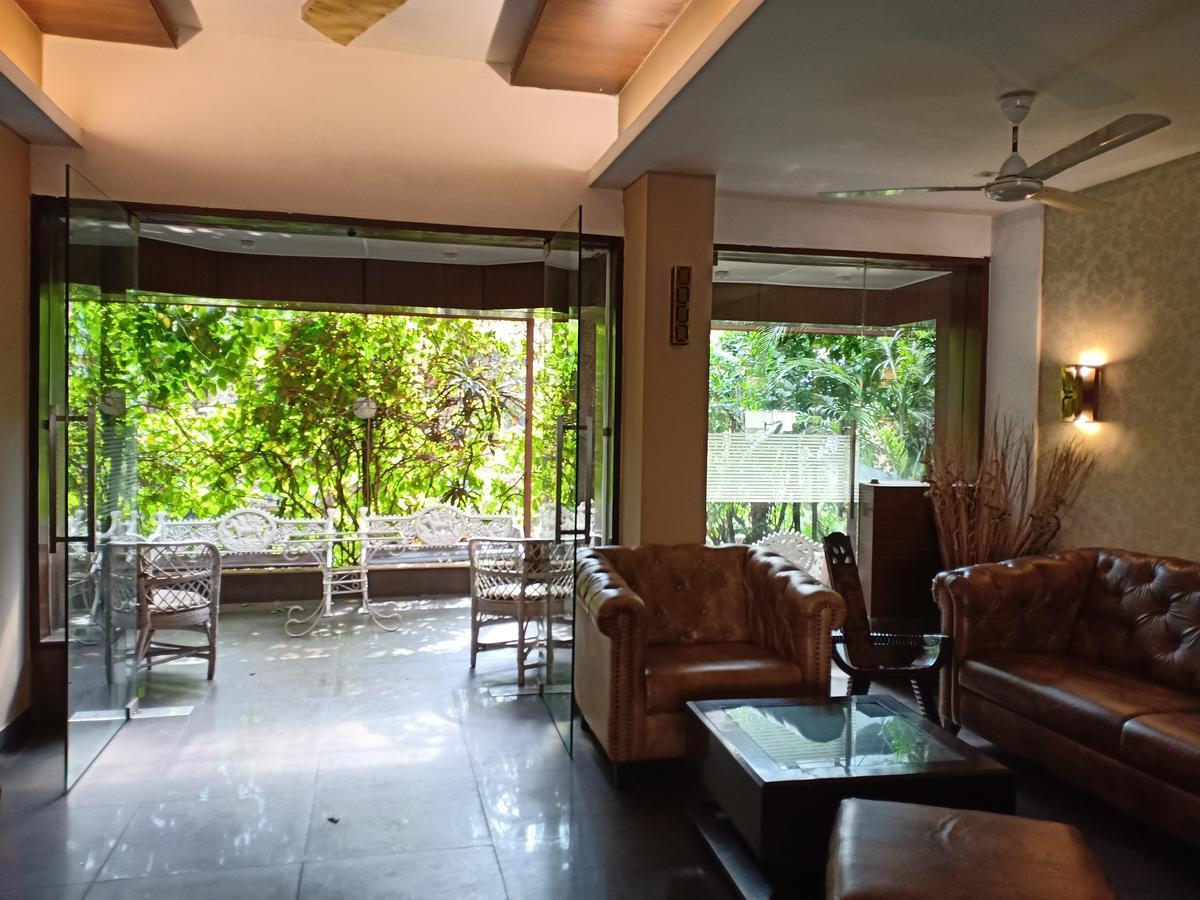 Hotel Chandralok Lonavala Ngoại thất bức ảnh