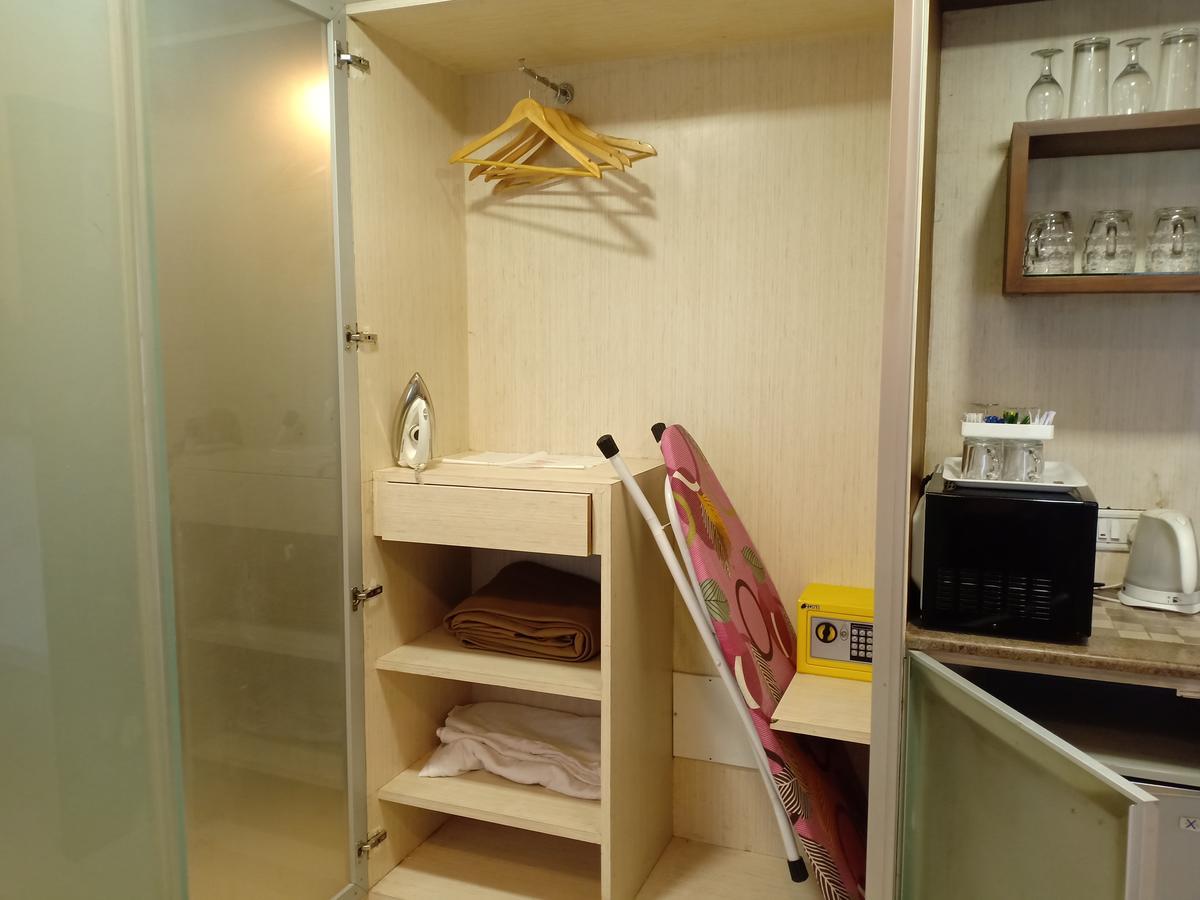 Hotel Chandralok Lonavala Ngoại thất bức ảnh