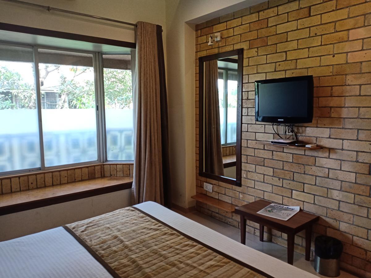 Hotel Chandralok Lonavala Ngoại thất bức ảnh