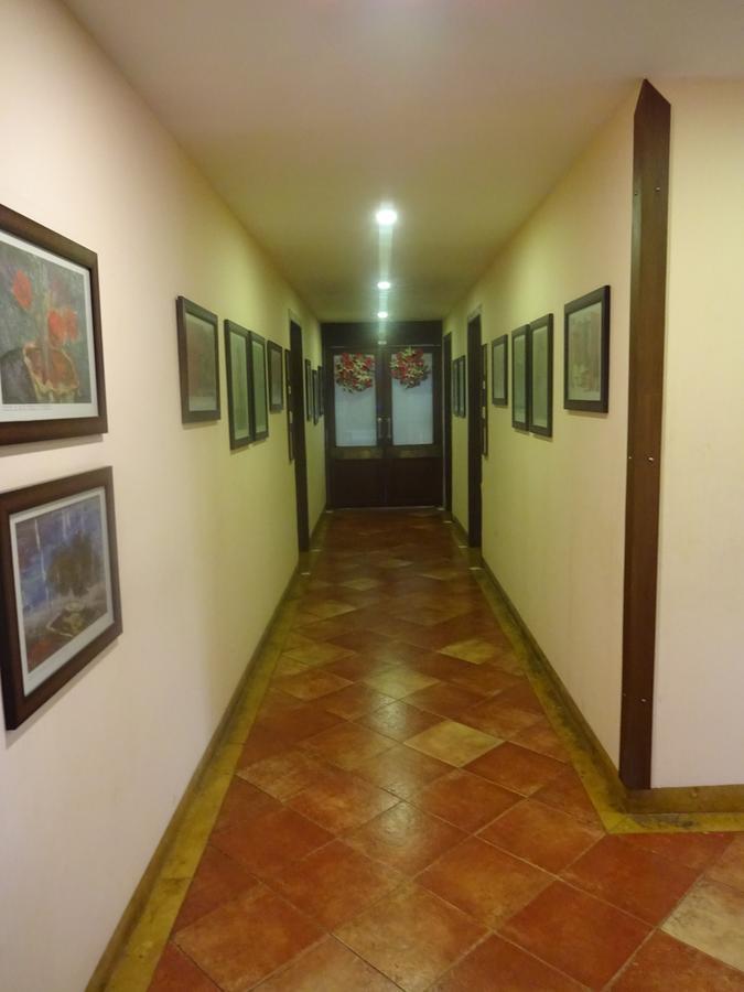 Hotel Chandralok Lonavala Ngoại thất bức ảnh
